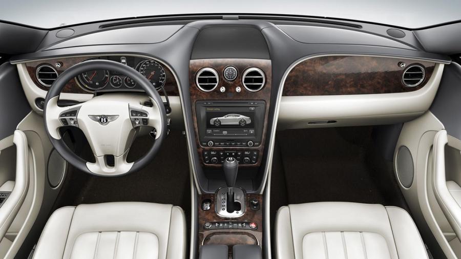  Bentley Continental GT 2011 года  (фото 9 из 151)